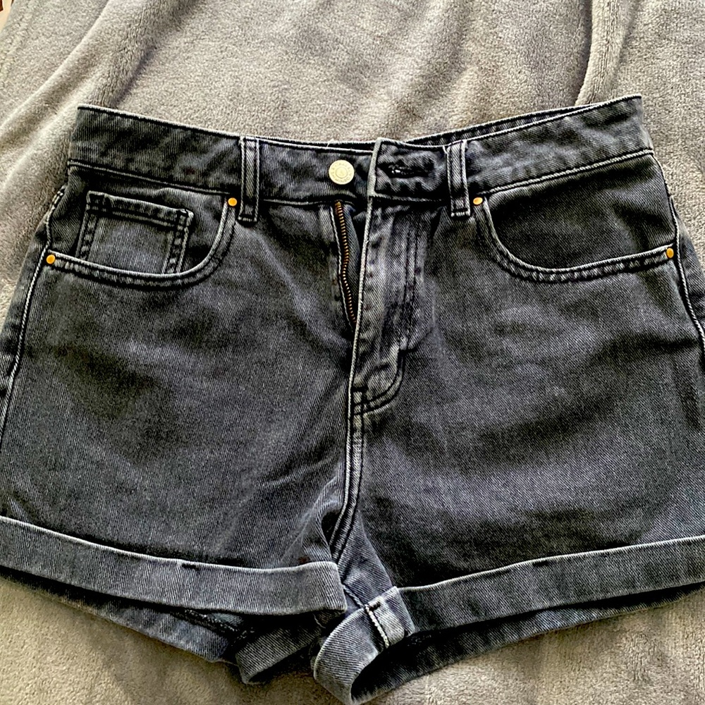 Pacsun Black Jean Shorts size 27